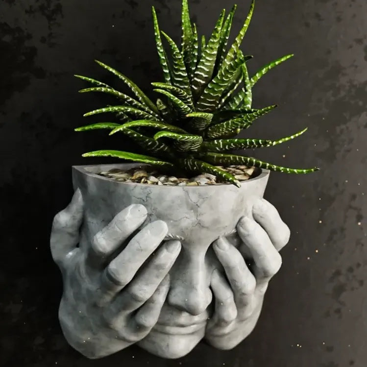 Ghiveci Mâini Sculptate